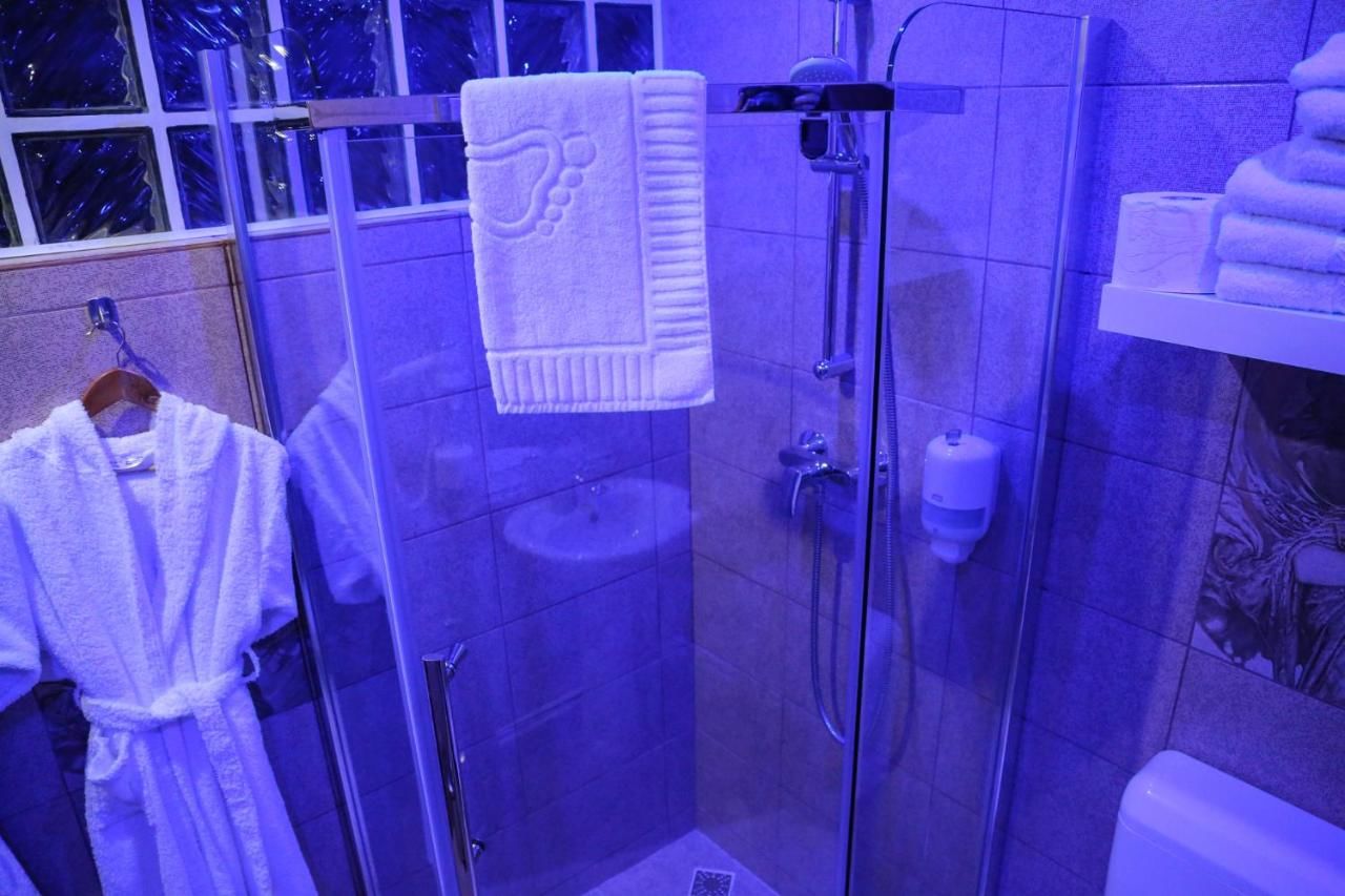 Отели для свиданий Anadi Hotel Boutique Брашов-19