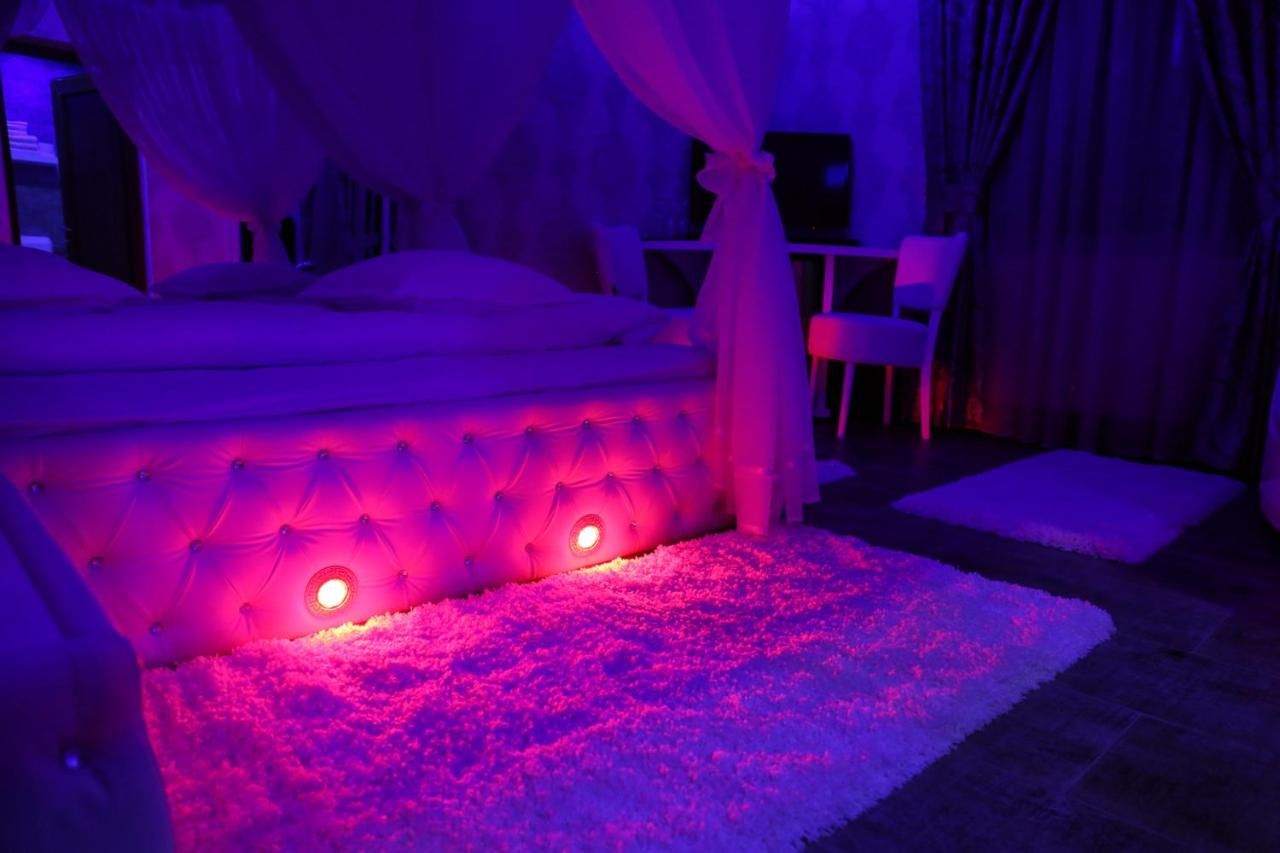 Отели для свиданий Anadi Hotel Boutique Брашов-27