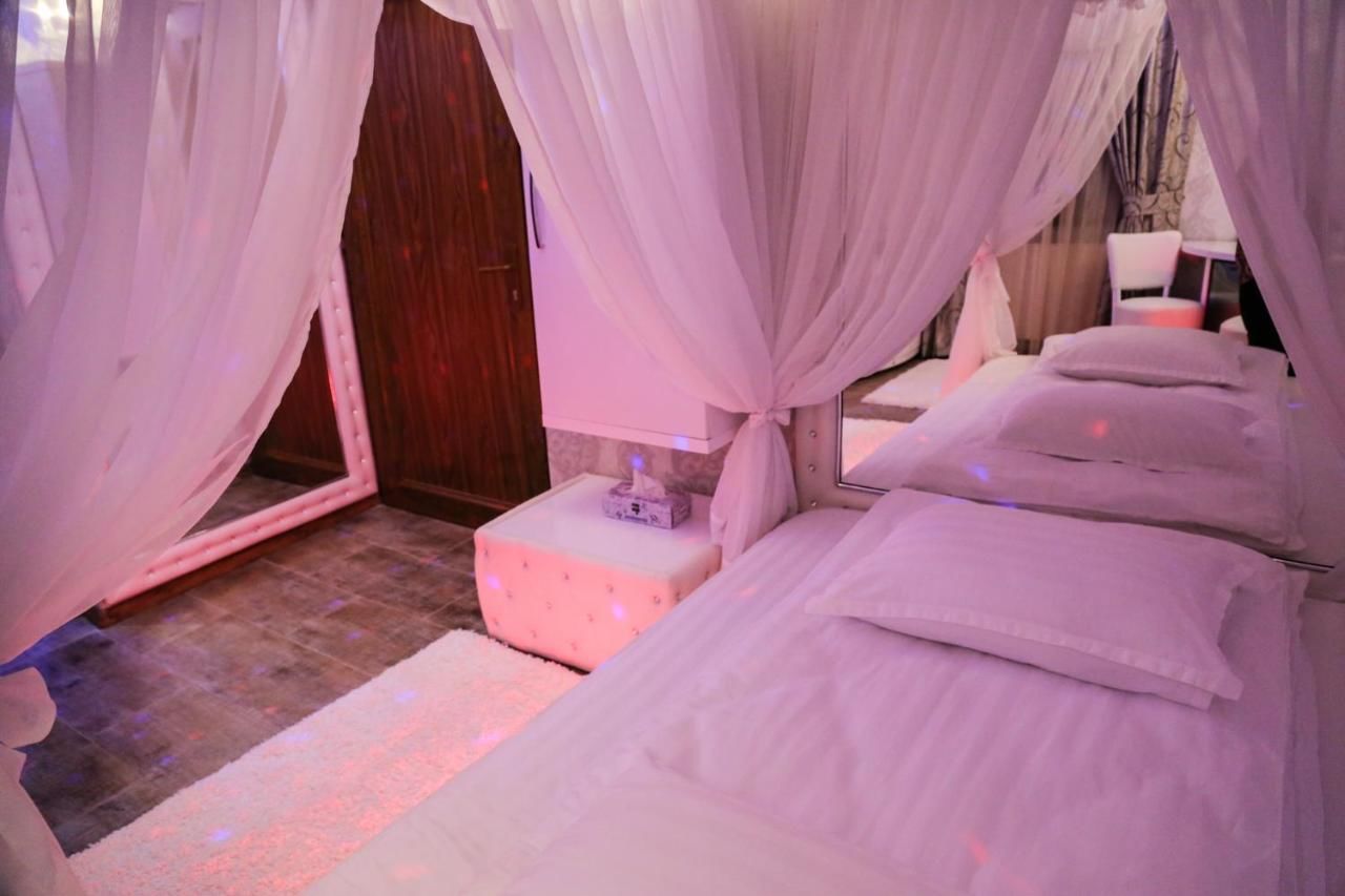 Отели для свиданий Anadi Hotel Boutique Брашов-28