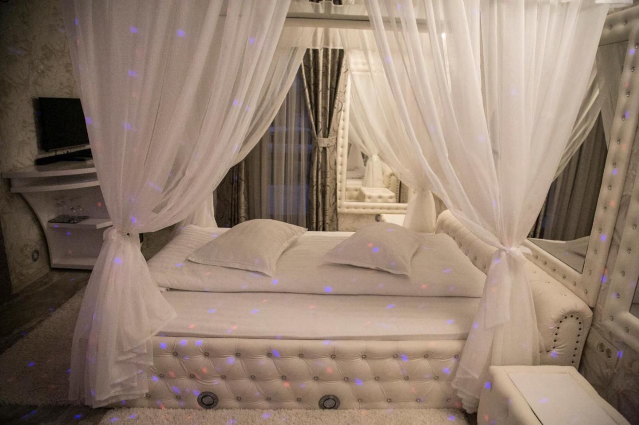 Отели для свиданий Anadi Hotel Boutique Брашов-37