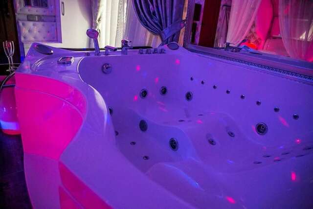 Отели для свиданий Anadi Hotel Boutique Брашов-13