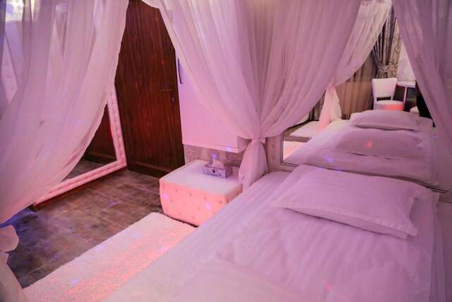 Отели для свиданий Anadi Hotel Boutique Брашов-27